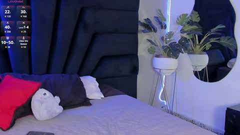 Snapshot of foxy_katt chatting on 09-11-25, 12:27 Katt Schedule 700a.m - 200p.m Col hour online show from 09-11-25, 12:27