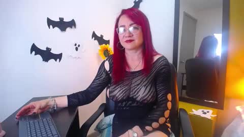 Snapshot of foxy_miilf chatting on 11-03-25, 12:50 Foxy miilf online show from 11-03-25, 12:50