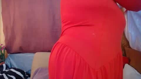 Snapshot of foxydesiree chatting on 05-08-26, 11:15 foxydesiree online show from 05-08-26, 11:15