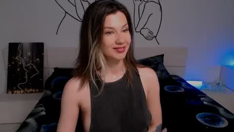 Snapshot of foxydevilish chatting on 06-25-26, 02:21 Fox online show from 06-25-26, 02:21