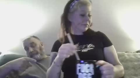 Snapshot of foxyfang chatting on 01-10-26, 04:47 foxyfang online show from 01-10-26, 04:47