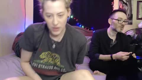 Mallory Koxx online show from 12-16-25, 08:36