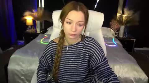 Maya online show from 11-20-25, 02:17