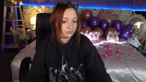 Maya online show from 02-10-26, 01:48