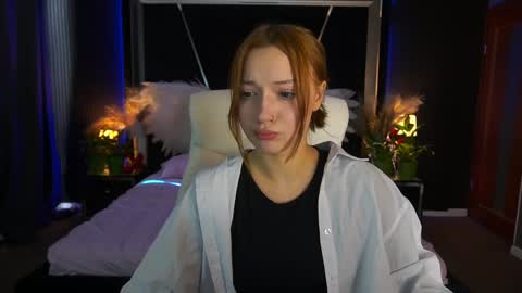 Snapshot of foxymayy chatting on 05-18-26, 12:55 Maya online show from 05-18-26, 12:55