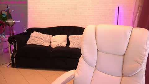 Snapshot of foxyykate chatting on 12-06-24, 11:22 Kate online show from 12-06-24, 11:22