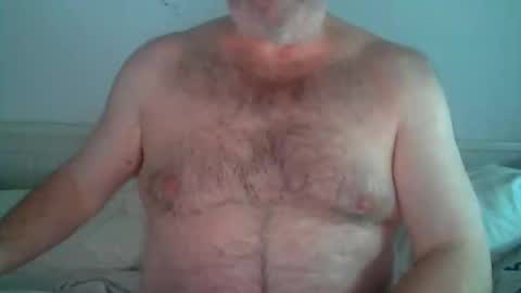 Snapshot of foyett chatting on 11-26-25, 01:23 foyett online show from 11-26-25, 01:23
