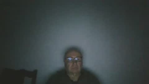 Snapshot of fra94 chatting on 01-19-26, 04:00 fra94 online show from 01-19-26, 04:00