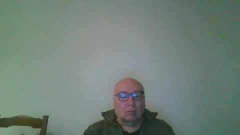Snapshot of fra94 chatting on 03-04-26, 05:35 fra94 online show from 03-04-26, 05:35