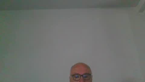 Snapshot of fra94 chatting on 06-24-26, 12:26 fra94 online show from 06-24-26, 12:26