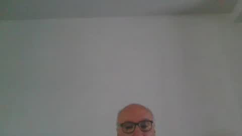 Snapshot of fra94 chatting on 07-12-26, 12:51 fra94 online show from 07-12-26, 12:51