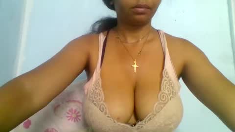 Snapshot of fracisca2204 chatting on 12-03-25, 05:04 fracisca2204 online show from 12-03-25, 05:04