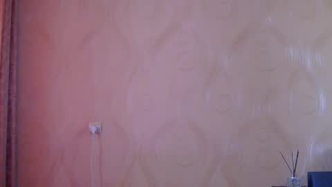 frame_tamer888 online show from 05-16-26, 10:36