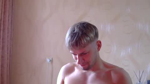 frame_tamer888 online show from 06-08-26, 11:54