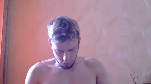 frame_tamer888 online show from 07-01-26, 08:16