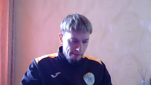 frame_tamer888 online show from 07-13-26, 12:08