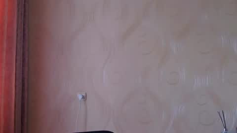 frame_tamer888 online show from 07-20-26, 10:39
