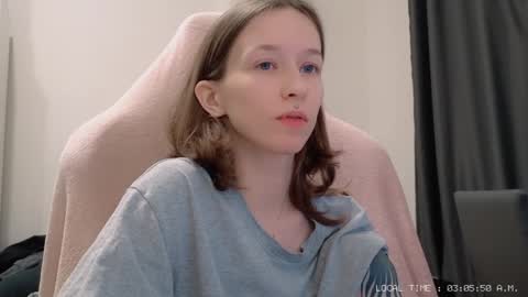 Snapshot of fran_bow chatting on 01-06-25, 12:05 fran_bow online show from 01-06-25, 12:05