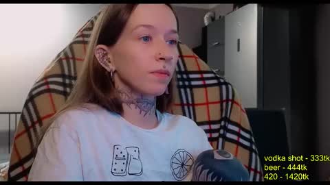 Snapshot of fran_bow chatting on 10-16-25, 06:03 fran_bow online show from 10-16-25, 06:03