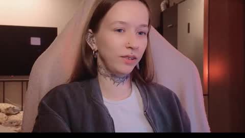 Snapshot of fran_bow chatting on 02-22-26, 08:07 fran_bow online show from 02-22-26, 08:07