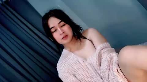 LOVE online show from 05-21-26, 02:13