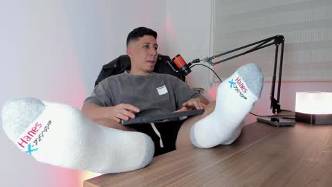 Snapshot of francodelacruz chatting on 01-16-25, 02:30 Francum online show from 01-16-25, 02:30