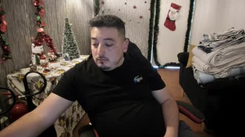 Juan online show from 12-31-24, 05:18