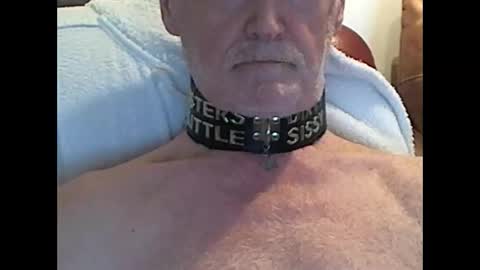 Snapshot of frankdr2 chatting on 03-20-26, 02:00 Frank online show from 03-20-26, 02:00