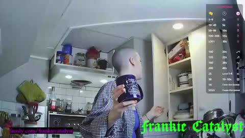 Frankie Catalyst online show from 02-08-26, 03:15