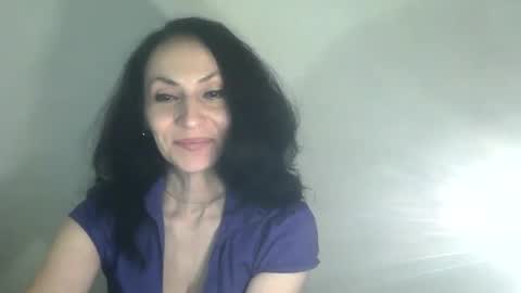 frankieteasing online show from 12-13-24, 07:53