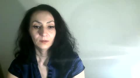 frankieteasing online show from 12-21-24, 02:09