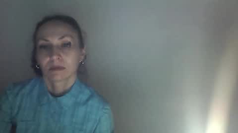 Snapshot of frankieteasing chatting on 11-19-25, 08:20 frankieteasing online show from 11-19-25, 08:20