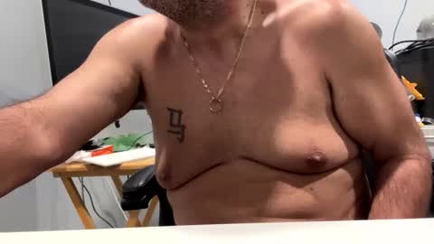 Snapshot of frankyjones8989 chatting on 11-19-25, 04:34 Frany online show from 11-19-25, 04:34