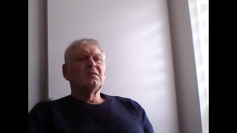 frannkboy61 online show from 04-03-26, 12:14