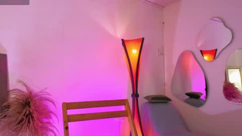 Fransheska online show from 04-21-26, 11:49