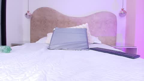 FRANYELY online show from 11-07-25, 07:14