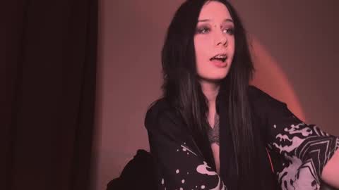 Snapshot of frau_basted chatting on 12-23-24, 03:44 mistress Bastet and mintcola online show from 12-23-24, 03:44