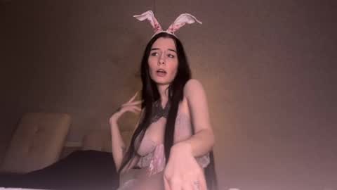 Snapshot of frau_basted chatting on 02-03-25, 06:28 mistress Bastet and mintcola online show from 02-03-25, 06:28