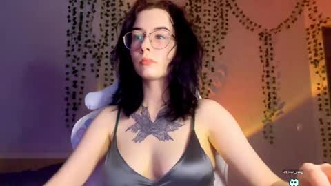 Snapshot of frau_basted chatting on 03-12-25, 04:56 mistress Bastet and mintcola online show from 03-12-25, 04:56