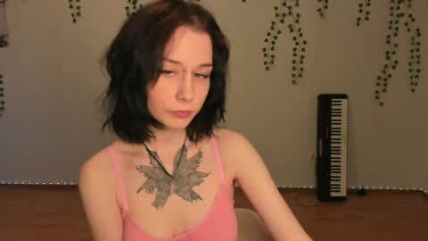 mistress Bastet and  mintcola online show from 04-10-26, 01:05