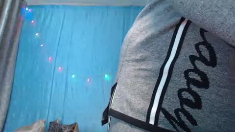 frau_becky online show from 12-18-24, 02:17