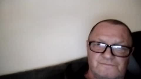 Snapshot of frauenfeind1 chatting on 02-24-25, 10:37 Wolfi online show from 02-24-25, 10:37