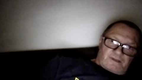 Snapshot of frauenfeind1 chatting on 10-13-25, 08:36 Wolfi online show from 10-13-25, 08:36