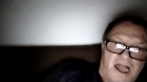 Snapshot of frauenfeind1 chatting on 11-21-25, 09:19 Wolfi online show from 11-21-25, 09:19