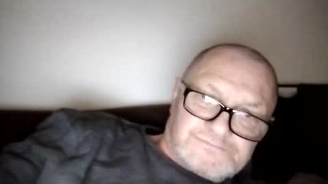 Snapshot of frauenfeind1 chatting on 02-02-26, 12:48 Wolfi online show from 02-02-26, 12:48