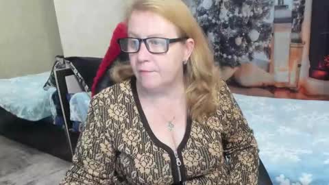 FrauMartha online show from 12-13-25, 08:04