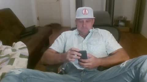 Snapshot of freakpopsickle69 chatting on 02-07-26, 06:11 poundyouout1969 online show from 02-07-26, 06:11