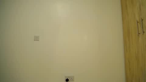 Snapshot of freaky_ass chatting on 06-11-26, 02:59 Berry online show from 06-11-26, 02:59