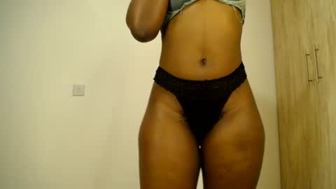 Snapshot of freaky_ass chatting on 07-06-26, 11:07 Berry online show from 07-06-26, 11:07