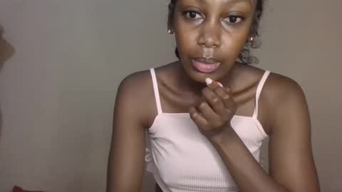 freaky_beauty online show from 04-01-26, 08:04